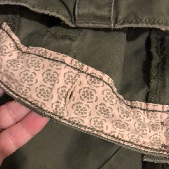 Y2K Old navy real waist maternity cargo pants size 6 - Picture 7 of 10